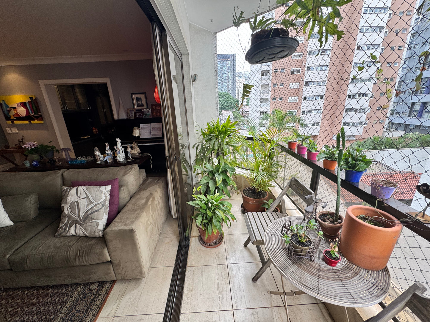 APARTAMENTO AMPLO COM 3 DORMITÓRIOS E 155M² – CONFORTO E SOFISTICAÇÃO NO SEU NOVO LAR!