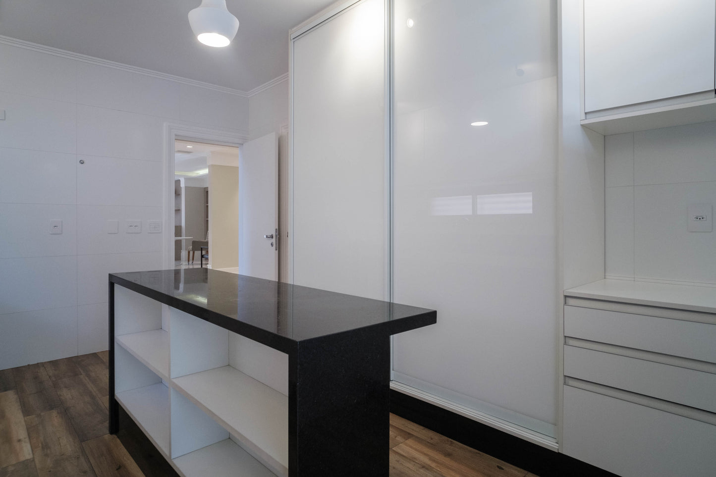 CASA IMPECÁVEL A VENDA NO JARDIM LUZITANIA