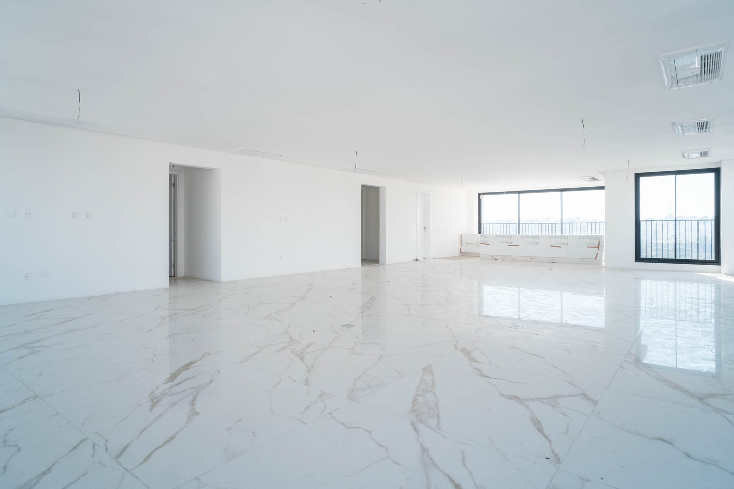 APARTAMENTO ALTO PADRÃO - RECÉM ENTREGUE - MOEMA PÁSSAROS