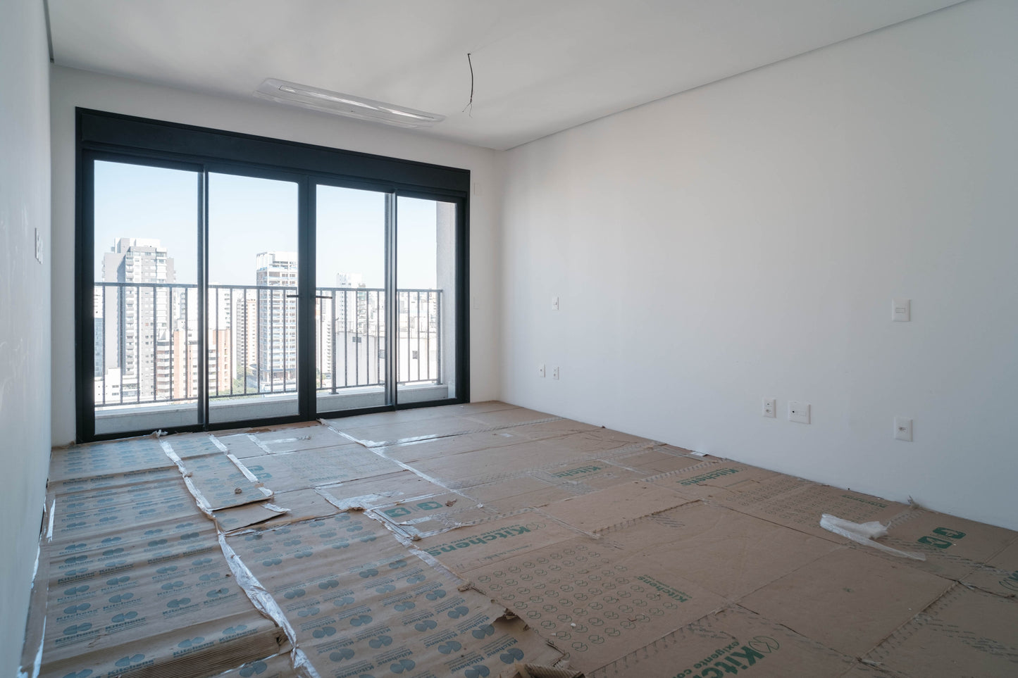 APARTAMENTO ALTO PADRÃO - RECÉM ENTREGUE - MOEMA PÁSSAROS